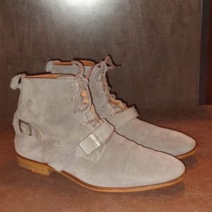 Steve Madden Gray Suede Chelsea Boots